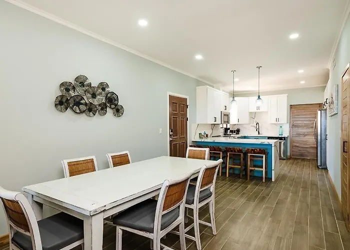 Сasa de vacaciones Wake Up To Ocean Views, Pool, Walk To Sandy